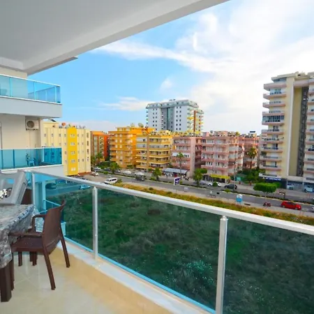 Luxury 2 Bedroom Flat 200 Meters To The Sea Prázdninový dům Alanya