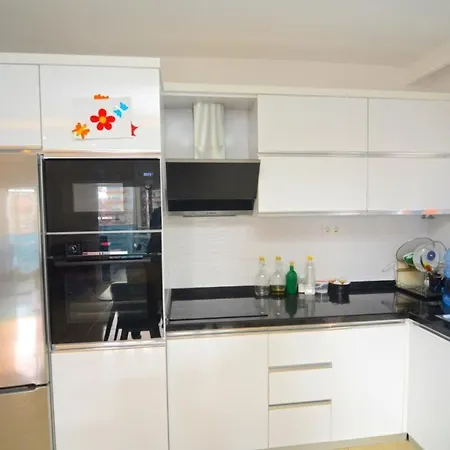 Prázdninový dům Luxury 2 Bedroom Flat 200 Meters To The Sea