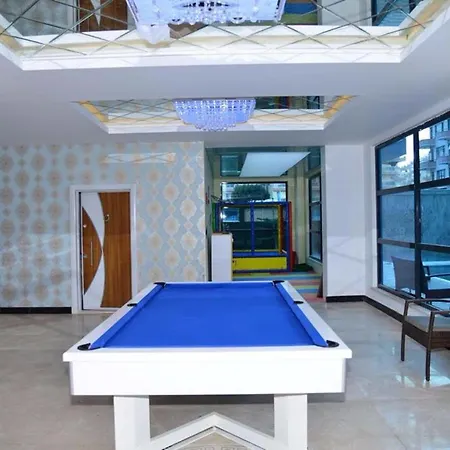 Luxury 2 Bedroom Flat 200 Meters To The Sea Prázdninový dům