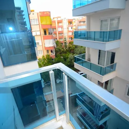Luxury 2 Bedroom Flat 200 Meters To The Sea Prázdninový dům Alanya