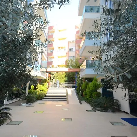 Luxury 2 Bedroom Flat 200 Meters To The Sea Prázdninový dům Alanya